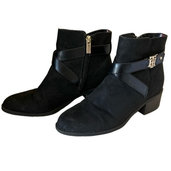 Tommy Hilfiger Shoes - TOMMY HILFIGER Women’s Shoe Flat Ankle Booties Black Suede Gold Accents Size 6.5
